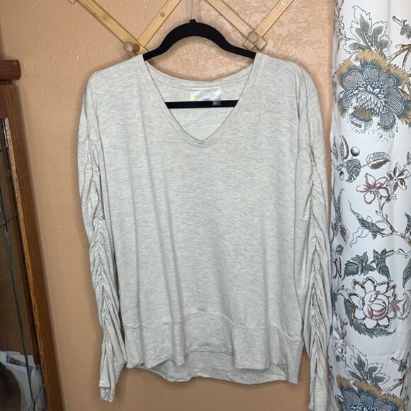 Zella Women’s Ruched Sleeve Pullover Soft Sweatshirt Size Large - Picture 9 of 12